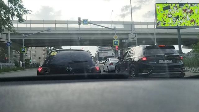 Вечерний город и мои поездки с доставкой