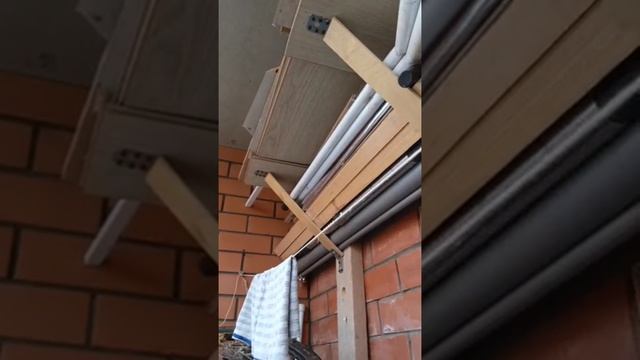 Микрозаметка неправильное крепление уголка упора полки