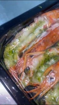 лангустины в соусе Песто