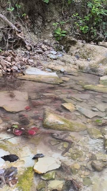 Луначарский водопад в Новороссийске