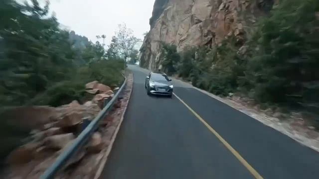Audi - Q4 e-tron