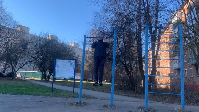 Кросс-тренинг для бегунов на длинные дистанции || Подтягивания на высокой перекладине :)