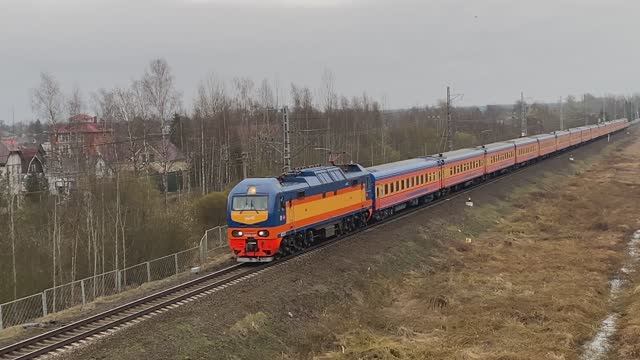 Электровоз ЭП2К-320 с поездом №20 "Мегаполис", перегон Саблино - Колпино