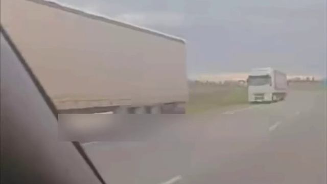 Из-за атаки на аэродром в Иркутской области огромные пробки.Все дороги перекрыты.