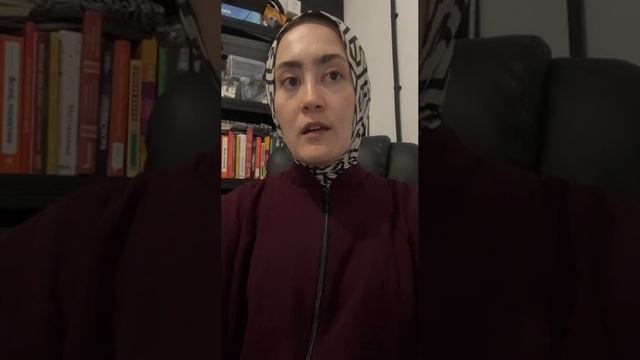 Видео-отзыв о курсе по текстовым нейросетям от Аиши