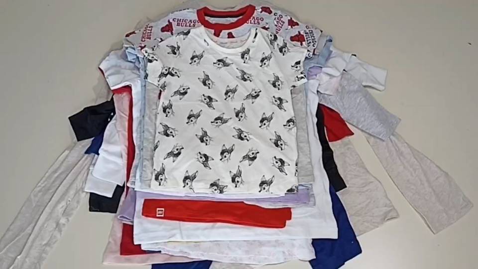 Лот 2941 Сток Primark детские футболки, Тонковки, майки цена 2450 руб кг вес 2,9кг 40ед