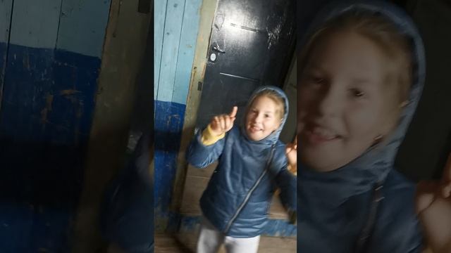 VID_20250531_224110.mp4