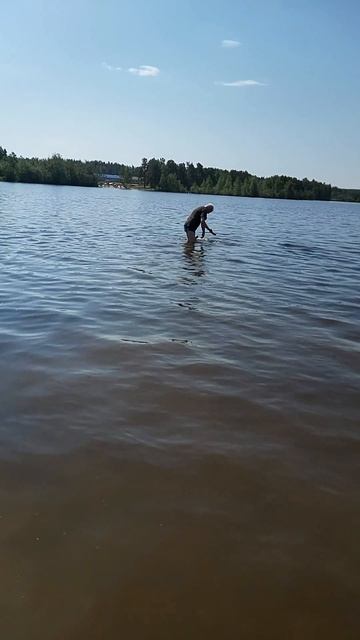 Первые игры Симбочки в воде