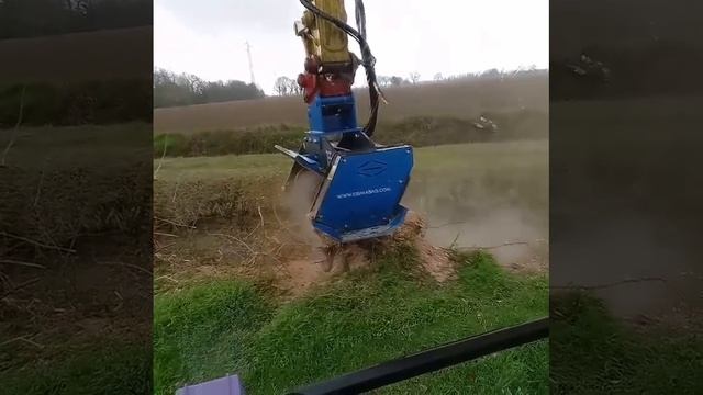 Мульчер мощный лесной TFS/Q-160dcr OSMA на экскаваторе 19-28тн KOMATSU PC 210lc