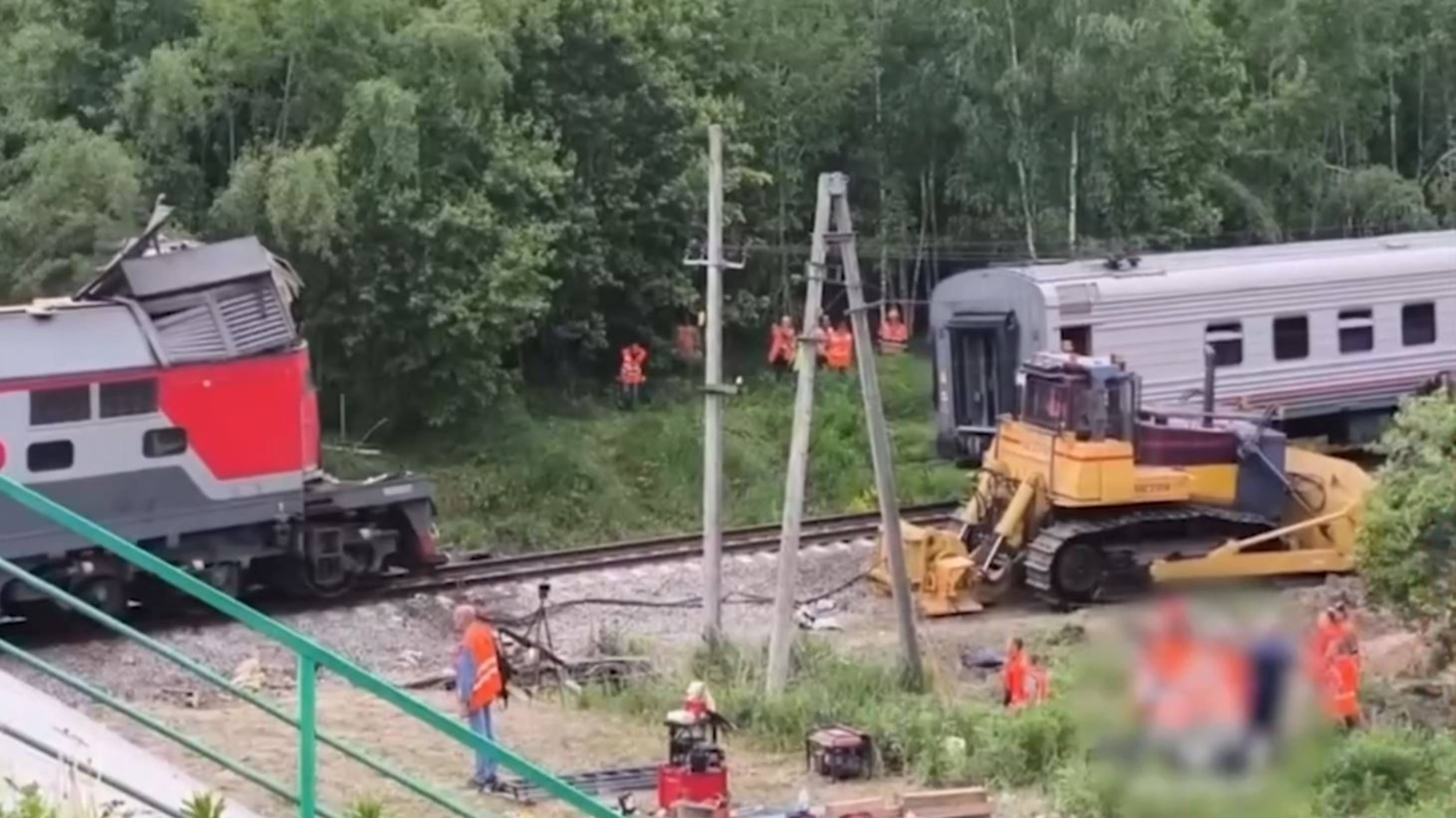 В Брянской обл. открыли ж/д участок, на который упал мост