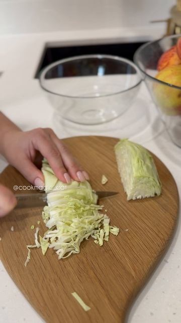 Салат со свежей капустой
