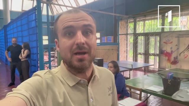 🏸 С минуты на минуты начнется Чемпионат по бадминтону ДНР!