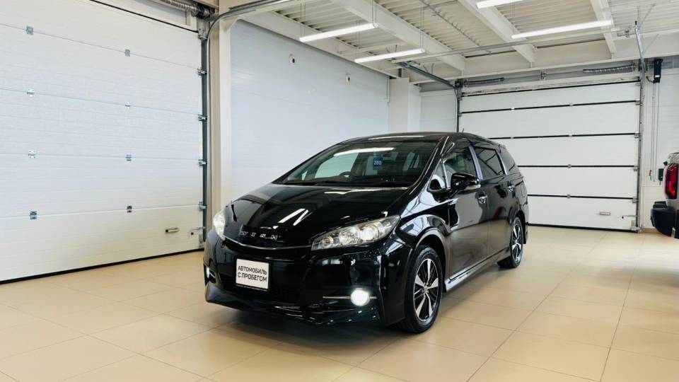 Toyota Wish, 2014 год