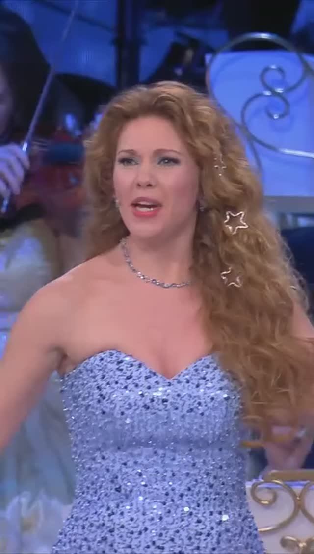 My Heart Will Go On (Titanic) - Watch the full performance on our channel #celinedion #andrérieu