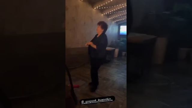 1000023093.mp4