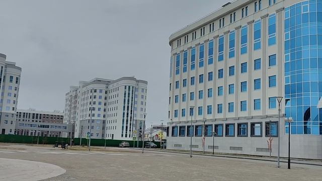 Салехард: новый храм,долгострой Набережная р.Преображенка (Шайтанка),здание,где работает губернатор