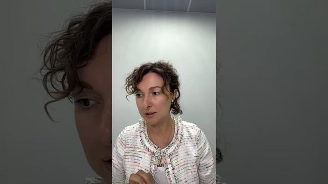 Как ухаживать за кожей и волосами летом? 
с помощью натуральной косметики "Крымская роза"