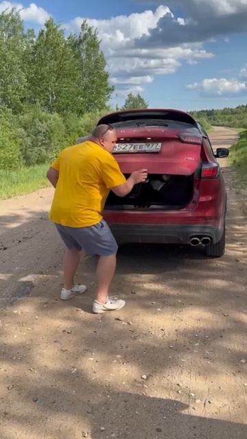 Я думал машина скрипит)))