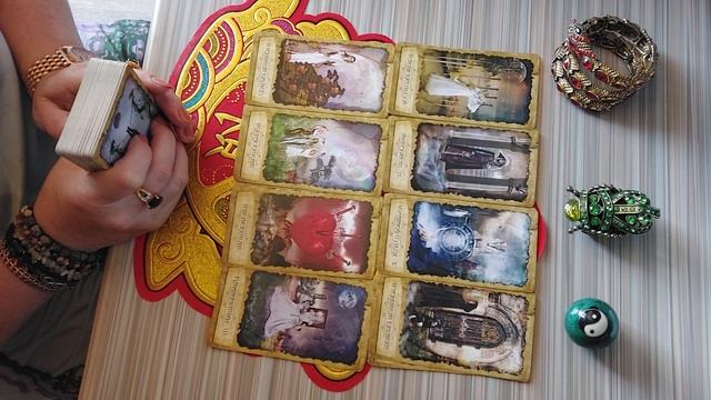 Проявится ли к вам человек, и с чем придет?