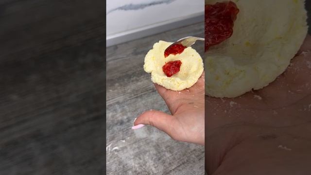 Клубничные сырники