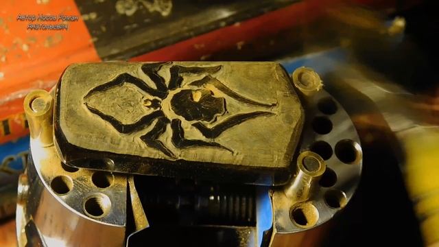 Режу паука на эбоните.Подвес к переборам.