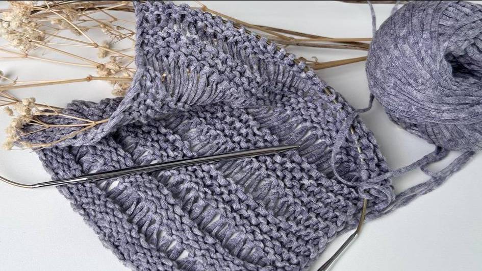 Узор с вытянутыми петлями спицами - МК от интернет-магазина пряжи Knitted-story-shop.ru