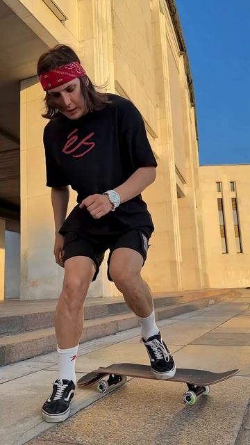 ТИПИЧНЫЙ НОВИЧОК НА СКЕЙТЕ ‼️ #скейт #скейтборд #а4 #shorts #приколы #юмор #смешно #рек #шортс #топ