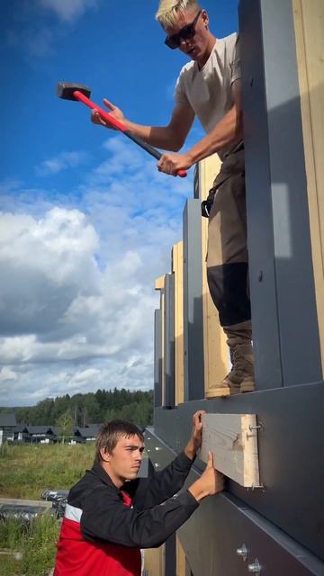 🏠Забиваем прогон ⚒️💥. #frolofficial #construction #shorts