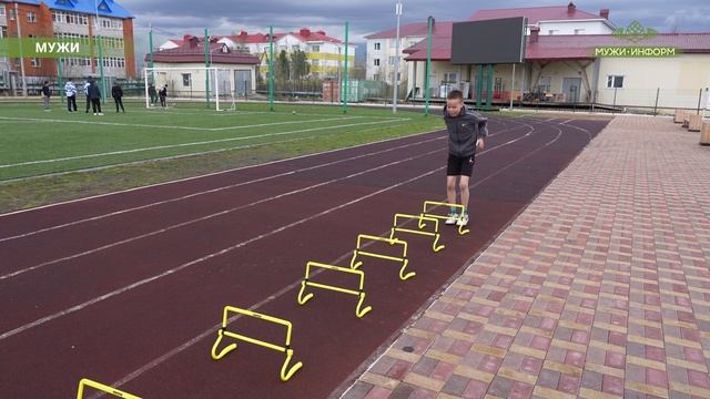 Бёрпи, гири, прыжки и даже шины на буксире