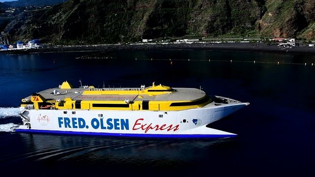 Fred. Olsen Express — это паромная компания
