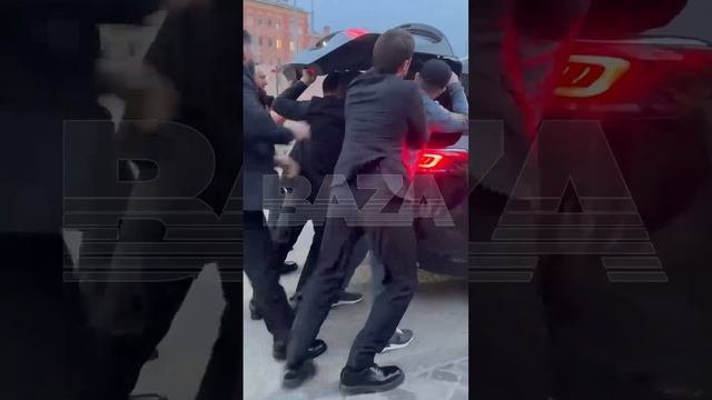 Сегодня в Москве средь белого дня кавказцы на Дип номерах похитили человека