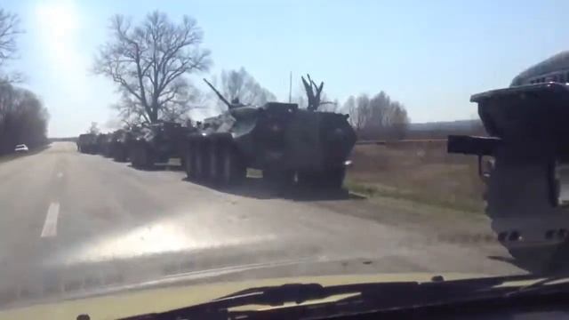 БТР едут в Луганск
