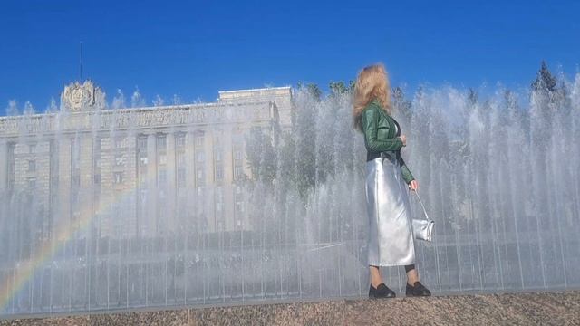 на сиреневой луне!