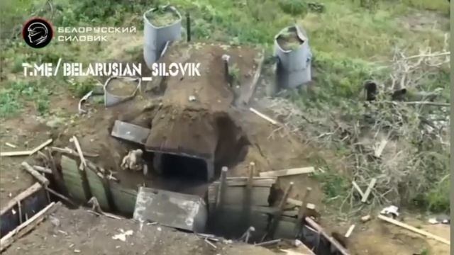 ❌Уничтожение опорника ВСУ на Покровском направлении при помощи ТМ-ки
💥После подрыва опорника…🔽🔽