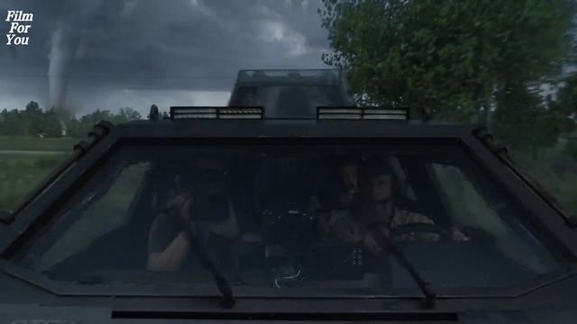 Навстречу шторму / Into the Storm, фильм, 2014