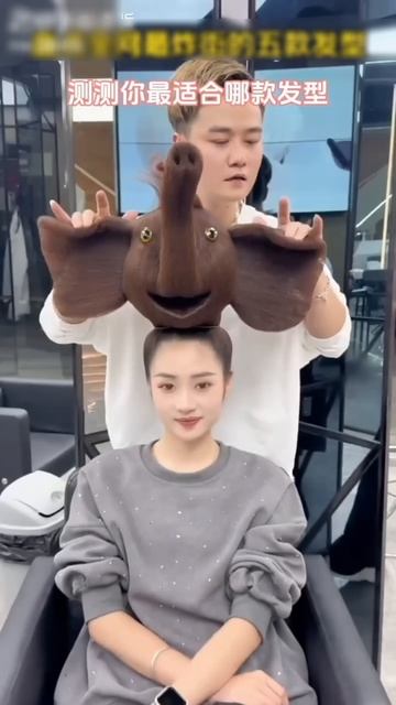 Girl got an elephant-face hairstyle #shortsvideo