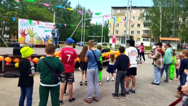 День защиты детей. Игровая программа. ЦРТДиЮ. Рославль