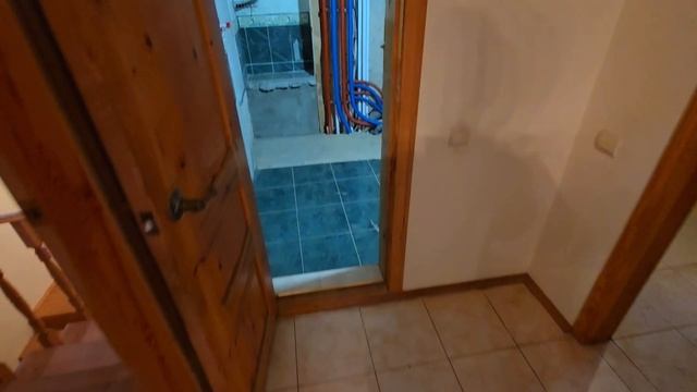 Переделали систему отопления и водоснабжения в частном доме.