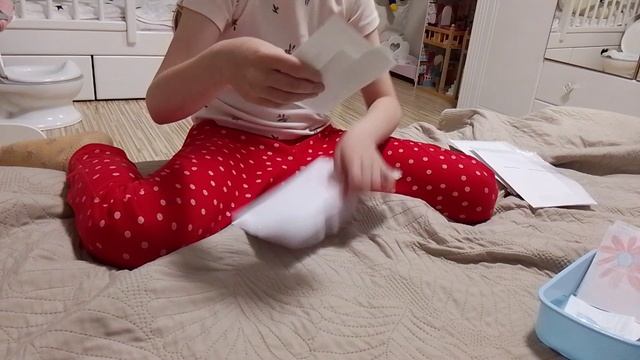 распаковка бумажной косметики
