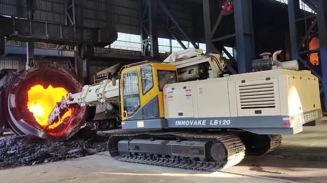 Машины ломки футеровки сталеразливочных ковшей INNOVAKE LB120