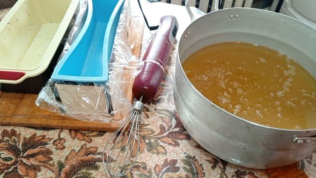 Устали, купили готовую еду.