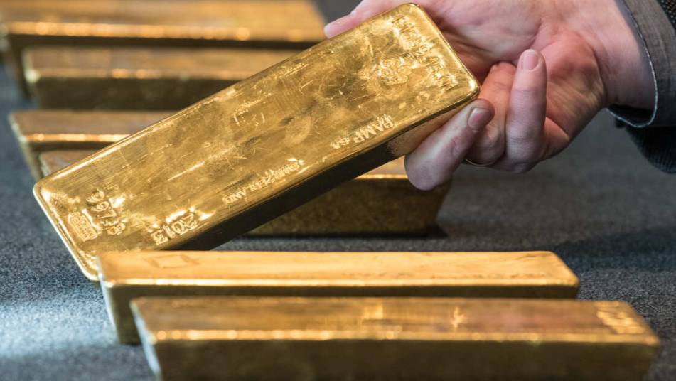 Арестованы мошенники, продавшие фальшивые слитки золота за $3 млн