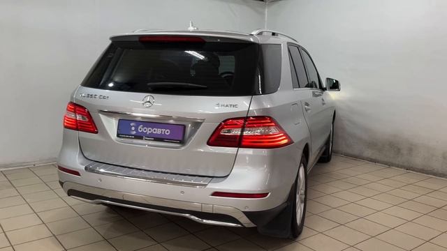 MERCEDES-BENZ M