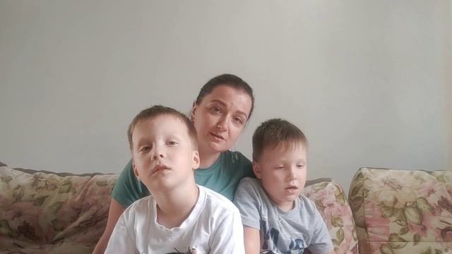 Видеоблагодарность мамы Димы и Ромы Бувайликов
