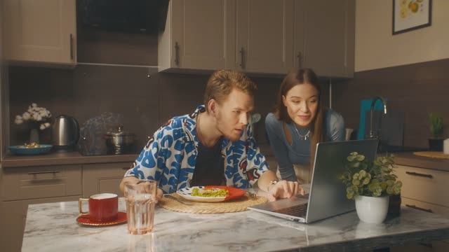 Работа в Совкомбанке