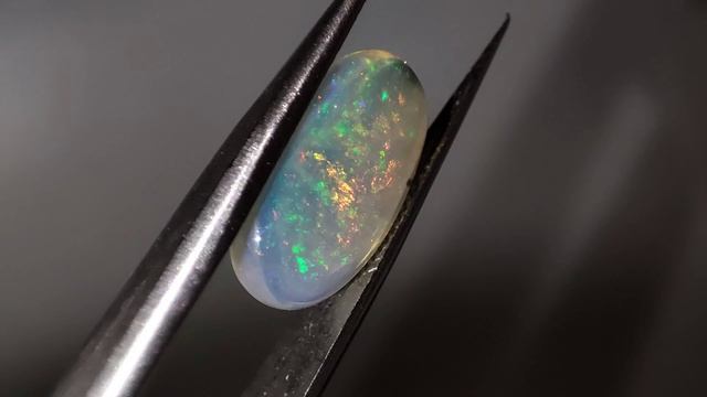 Опал 3.4 ct. Lightning Ridge, Австралия