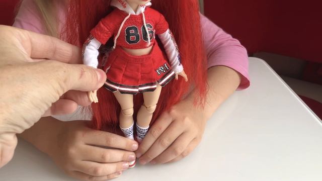 Получили посылку с куклой Rainbow high.