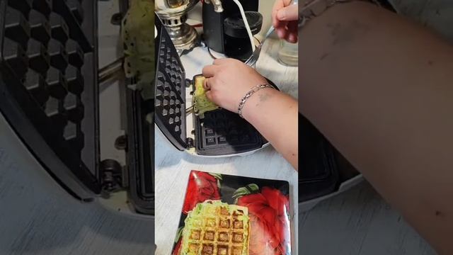 Рецепт вкусных вафель из кабачков в вафельнице 🧇