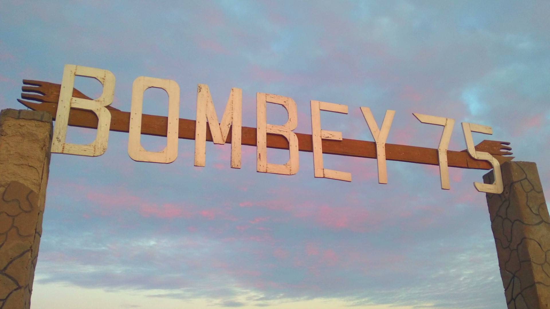 BOMBEY 75
