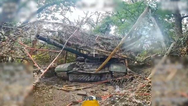 Донбасс  31 мая 2025 года дрон на оптоволокне боевого расчета «Рубикона» в ходе разведки в лесно...